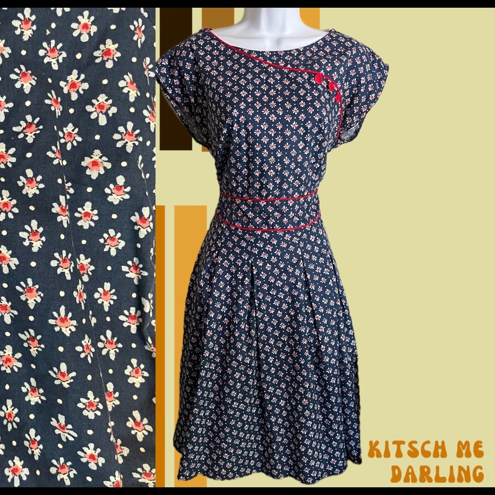 Retrolicious Blue and White Floral Print Vintage Inspired Midi Dress